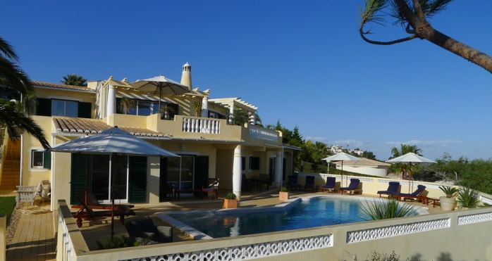 Algarve-Villa-frontview